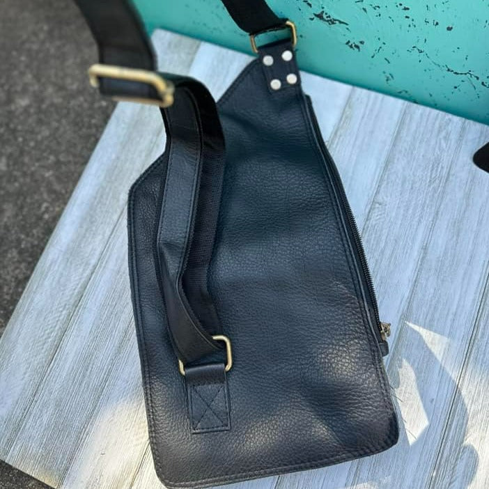 Rhea Messenger Bag
