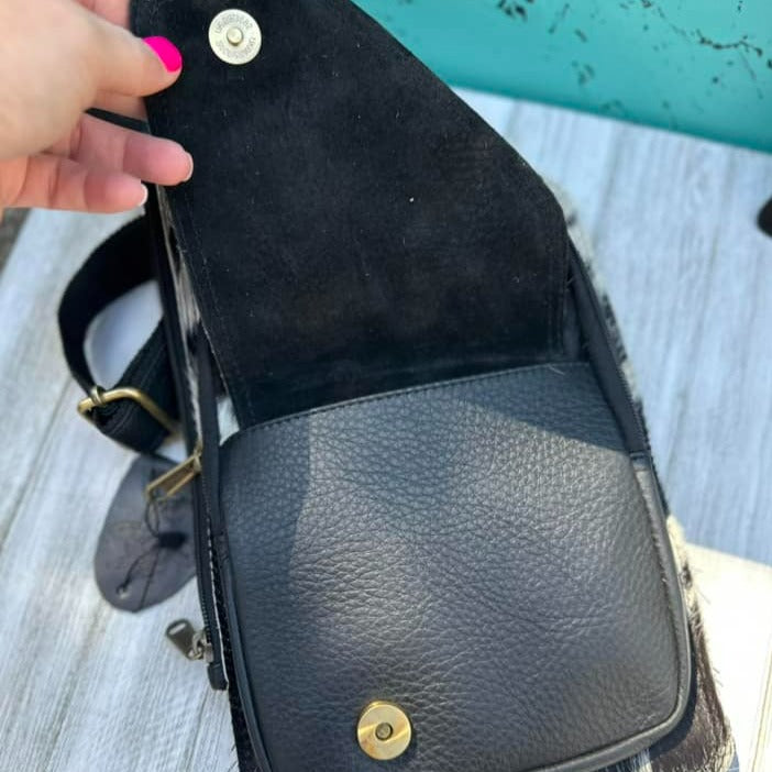Rhea Messenger Bag