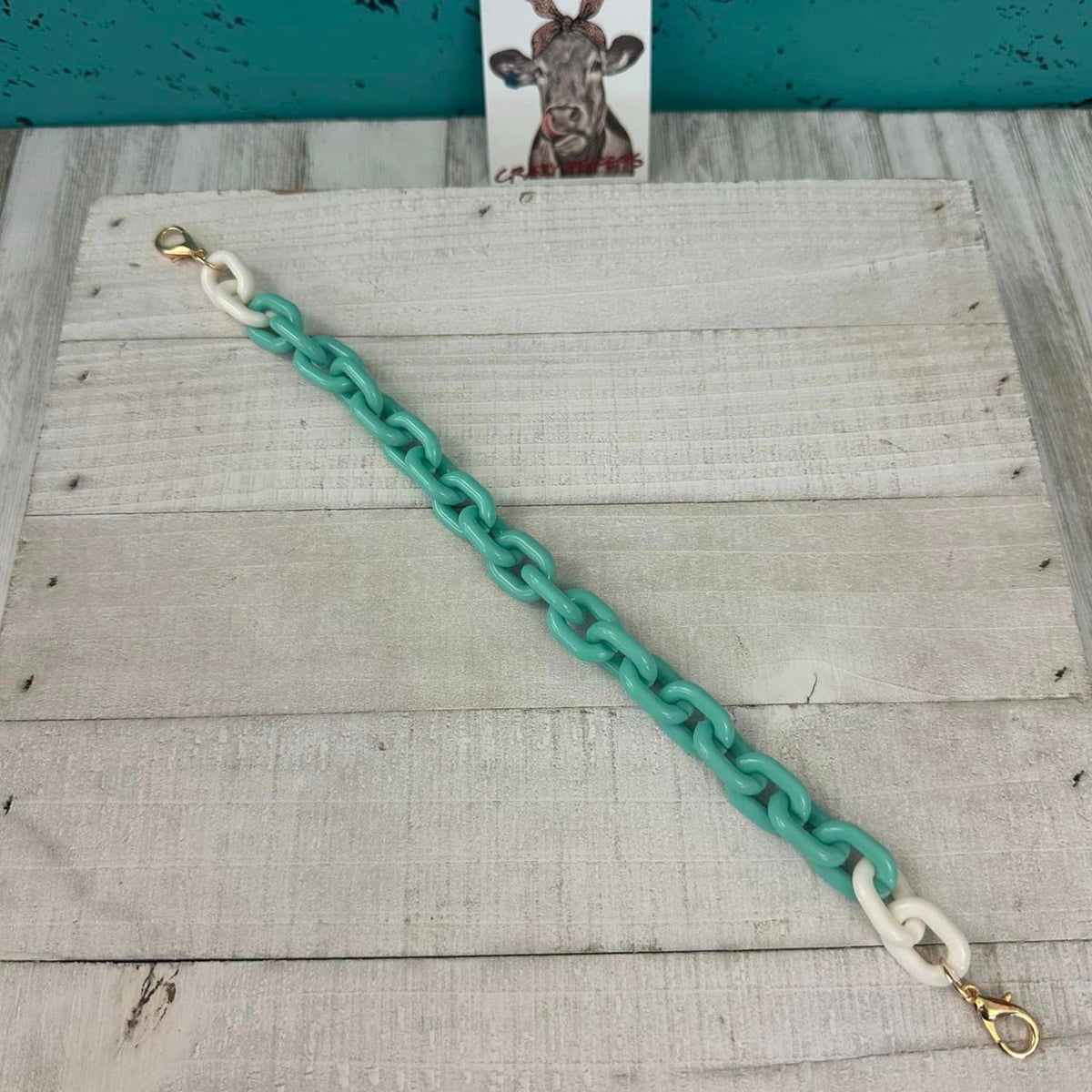 Trucker Hat Chains V2