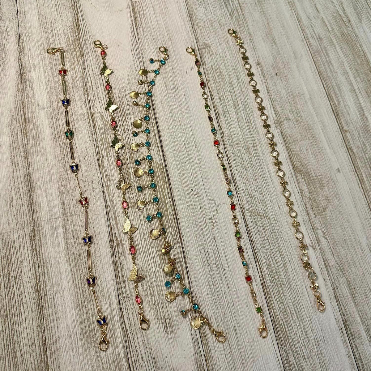 Trucker Hat Chains V4