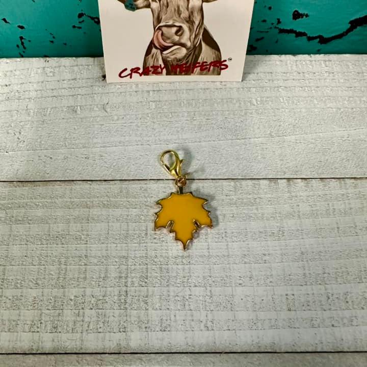 Clip-on Charms Gold Tone V4