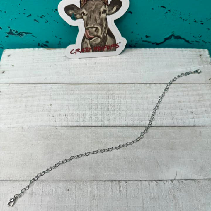 Trucker Hat Chains V8-Valentine