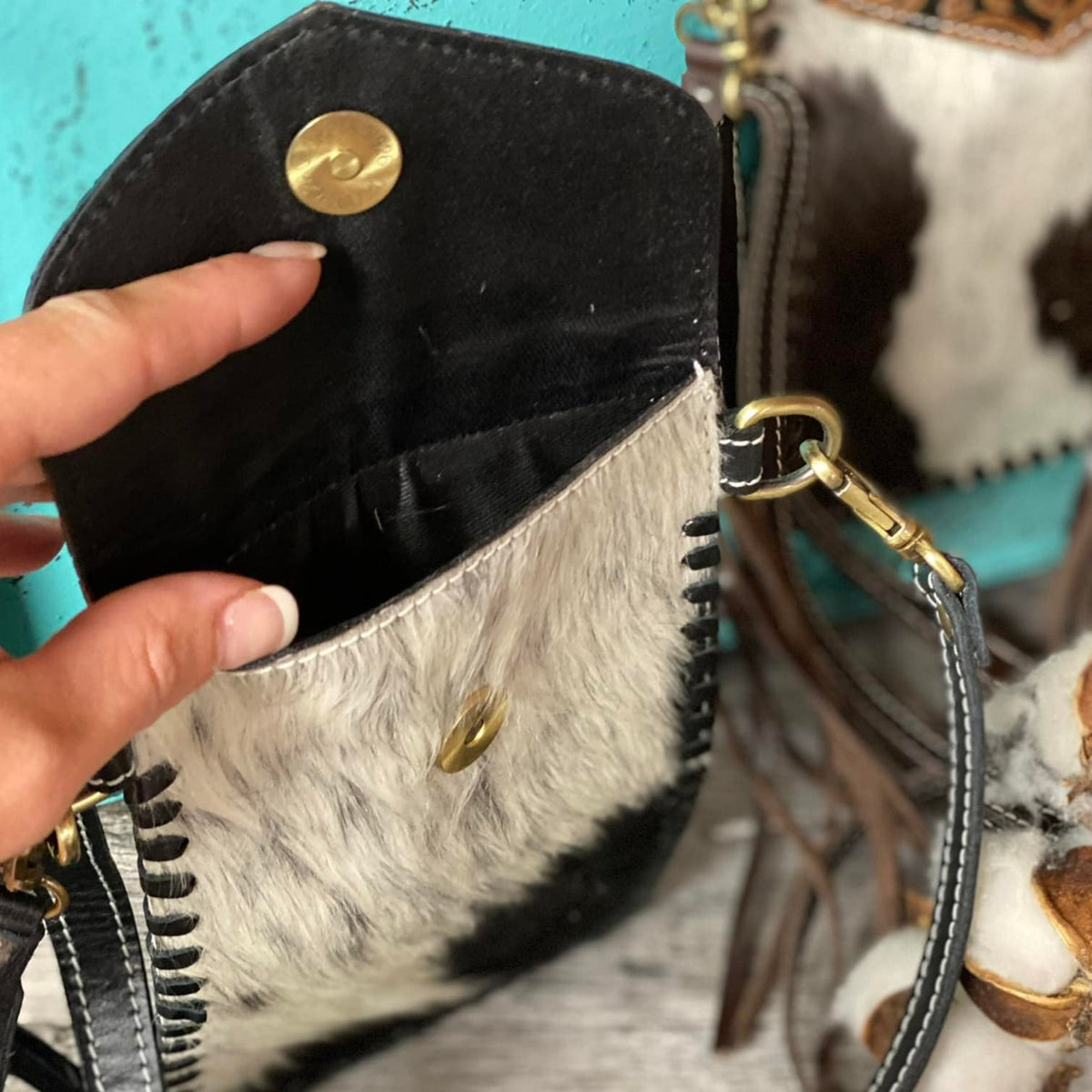 Dixie Crossbody