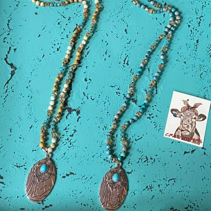 Drop Pendant Necklace W/ Leaf